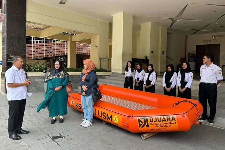 USM Terima Bantuan Perahu dari CV Djuara untuk Misi Sosial dan Kebencanaan
