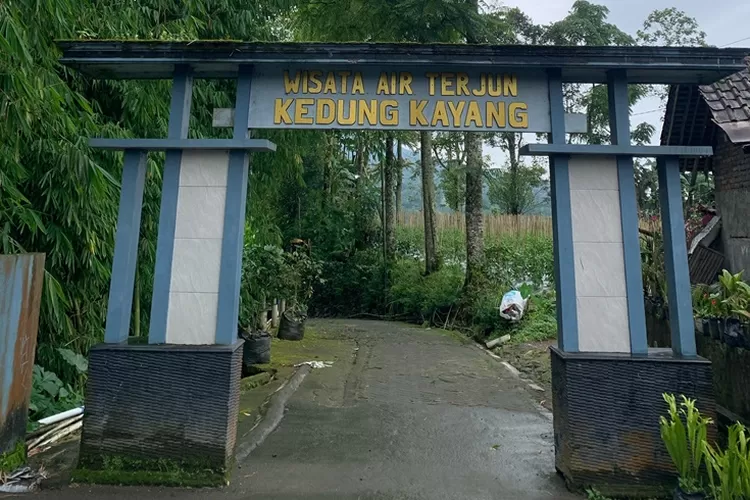 Gerbang masuk  Air Terjun Kedung Kayang. (dok pribadi)