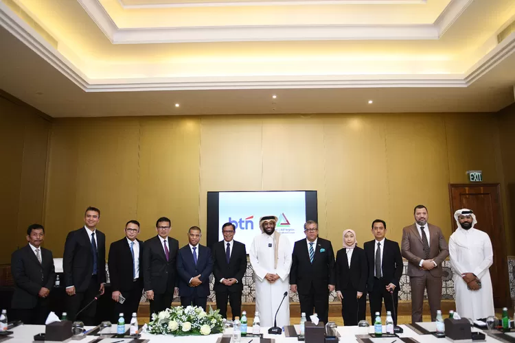 Penandatanganan perjanjian kerja sama antara BTN dengan AlQilaa International Group di Doha.