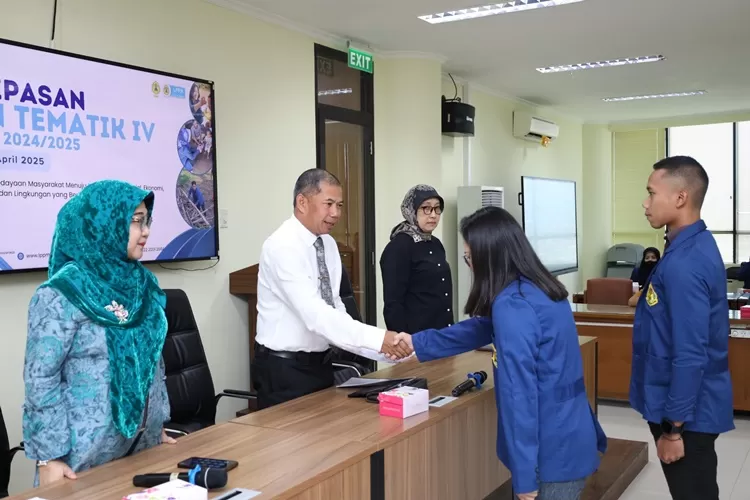 USM Lepas 40 Mahasiswa KKN Tematik IV di Kecamatan Semarang Timur