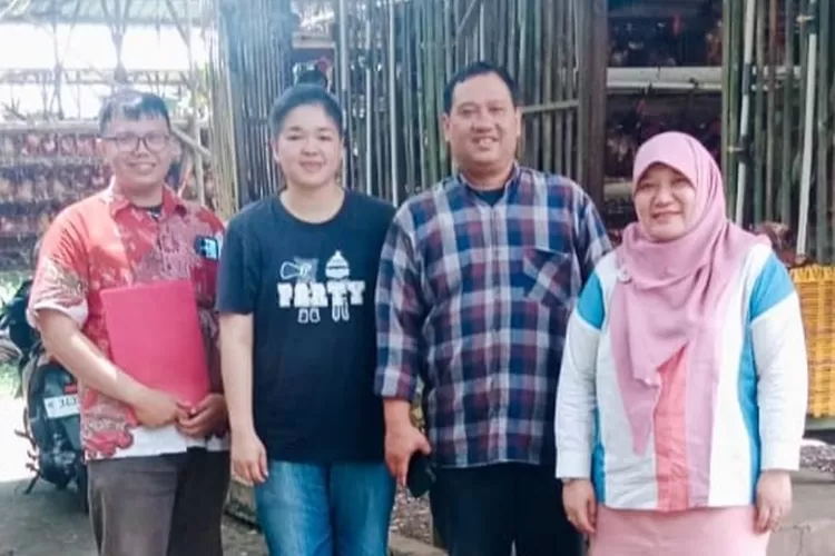 FTIK USM Bangun Sistem Informasi Terpadu Peternakan Ayam Petelur di Boyolali