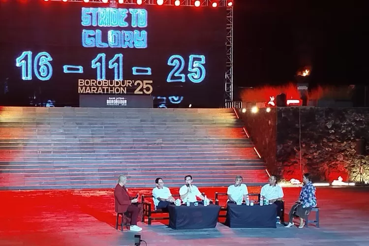  Peluncuran Bank Jateng Borobudur Marathon 2025 di Amphitheater Kampung Seni Borobudur, Kabupaten Magelang, Jumat (23/5/2025). (dok Bank Jateng.)