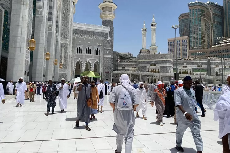 Arab Saudi Perketat Akses Masuk ke Makkah dan Masjidil Haram. (dok. ayobandung)
