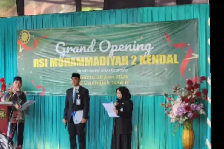 Grand opening sekaligus pelantikan Direktur RSI Muhammadiyah 2 Kendal di Patean.  (dokumen)