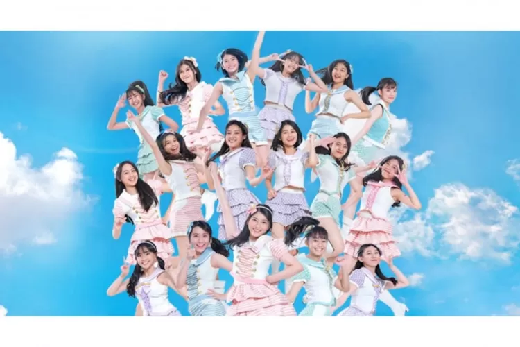 Ilustrasi minuman girl band - 15 Tebak-Tebakan Minuman Lucu untuk MPLS, Bikin Ketawa Saat Pengenalan Sekolah (Dalam poster JKT48)