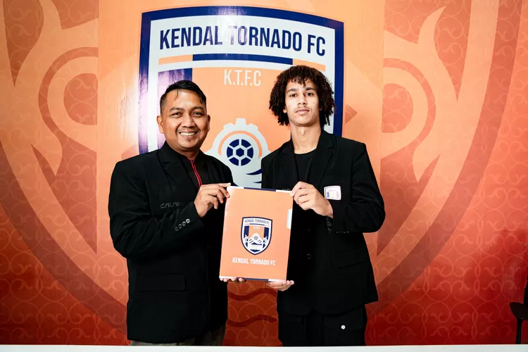 Gelandang berpaspor Brasil-Portugal Felipe Ryan resmi diperkenalkan ke publik.  (Dokumen)