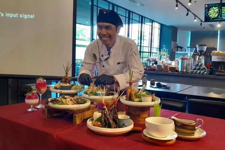 Salah satu menu pitulasan yang akan dihadirkan oleh Hotel Metro Park View Semarang untuk menyambut Hari Kemerdekaan. (Ayosemarang.com/ Audrian Firhannusa)