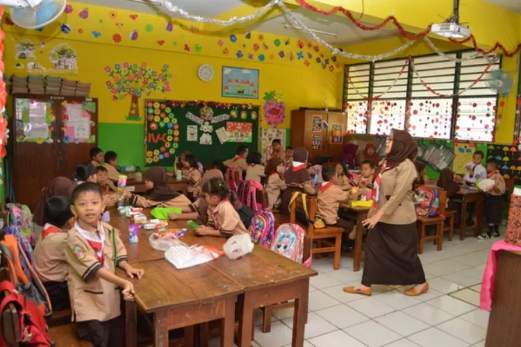 inspirasi dekorasi kelas 17 Agustus (sdnrambutan03.sch.id)