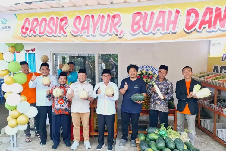 Pembukaan Rest Area Agrotera oleh anggota DPR RI di Desa Gondang Limbangan Kendal.  (dokumen)