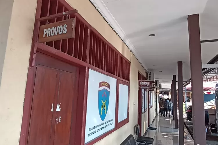 provos polres kendal