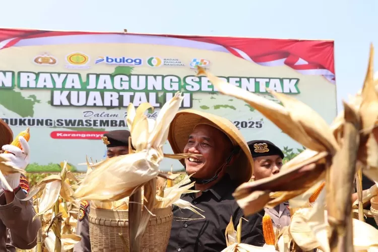 Ketua DPRD Jateng Sumanto mendorong pembangunan pertanian menjadi prioritas utama Pemprov karena sektor pangan merupakan penopang utama kehidupan masyarakat. (dok.)