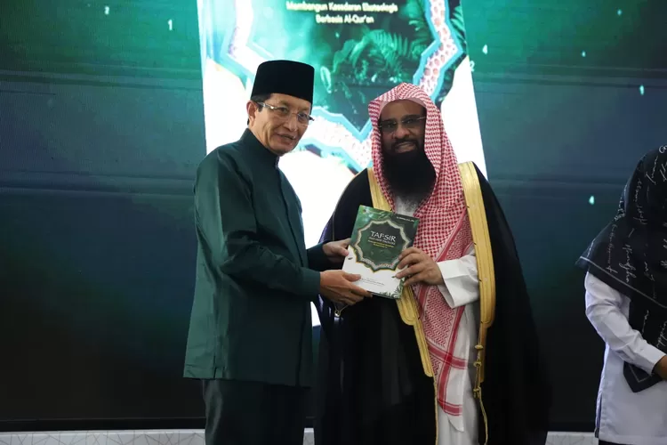 Tafsir Al-Qur&rsquo;an tentang Alam Resmi Dirilis Kemenag, Ini Pesan Menag Nasaruddin Umar