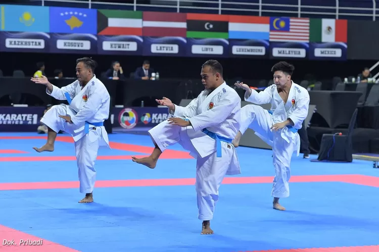 Christopher Edbert Setiabudi, mahasiswa Program Studi Ilmu Komunikasi Soegijapranata Catholic University (SCU) berhasil meraih Juara 3 dalam ajang Asian Karate Foundation (AKF) 2025 yang berlangsung di Malaysia . (Dok.)