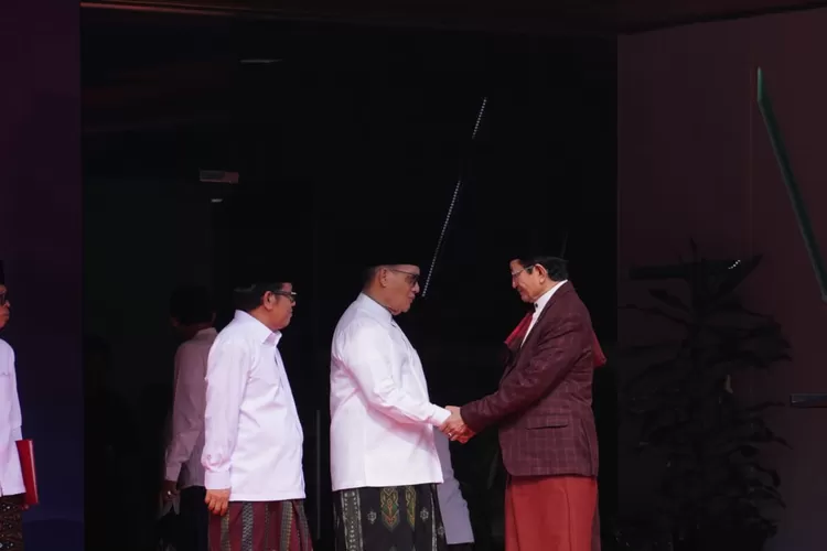 Presiden Prabowo setujui pembentukan Ditjen Pesantren di Kemenag, kado Hari Santri 2025 untuk memperkuat peran pendidikan dan dakwah nasional.
