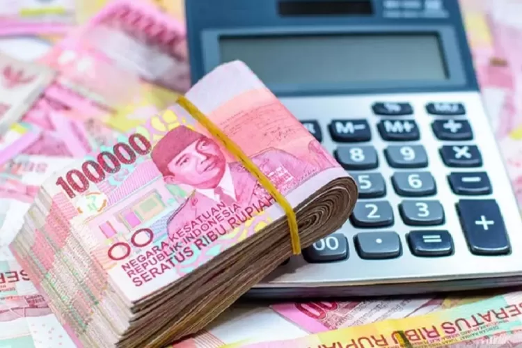 Simak proyeksi UMK Jawa Timur 2026 jika naik 8,5 persen sesuai tuntutan buruh. Lengkap untuk semua kabupaten dan kota di wilayah Jatim. (freepik)