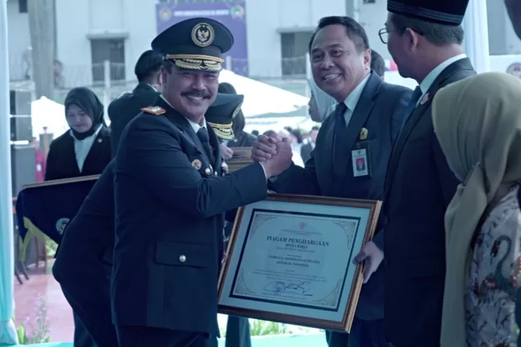 Kemenimipas menandatangani nota kesepahaman dengan sejumlah kementerian dan lembaga dalam rangkaian peringatan Hari Bakti Kemenimipas ke-1 Tahun 2025, Rabu (19/11/2025). (dok.)