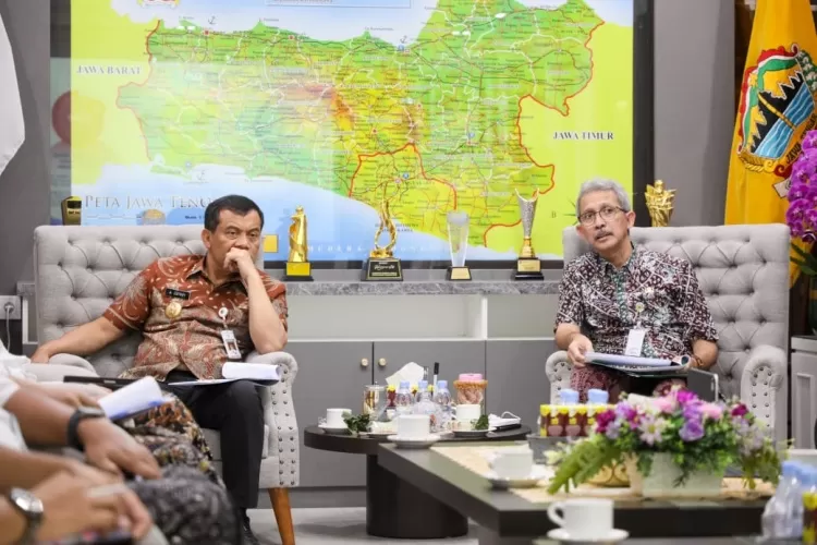 Gubernur Jateng Ahmad Luthfi saat menerima Dinas  Perhubungan Jateng dalam membahas Trans Jateng.  (Humas Jateng)