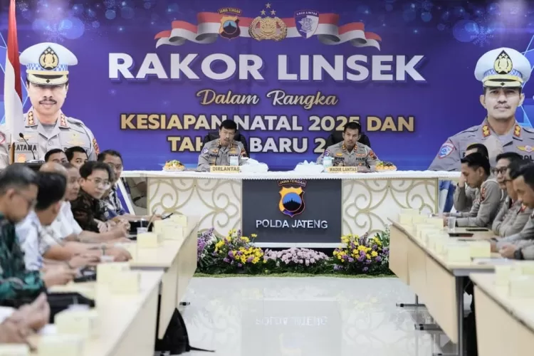 Rakor Lintas Sektoral oleh Polda Jateng dalam mempersiapkan Operasi Lilin Candi 2025.  (Humas Polda)