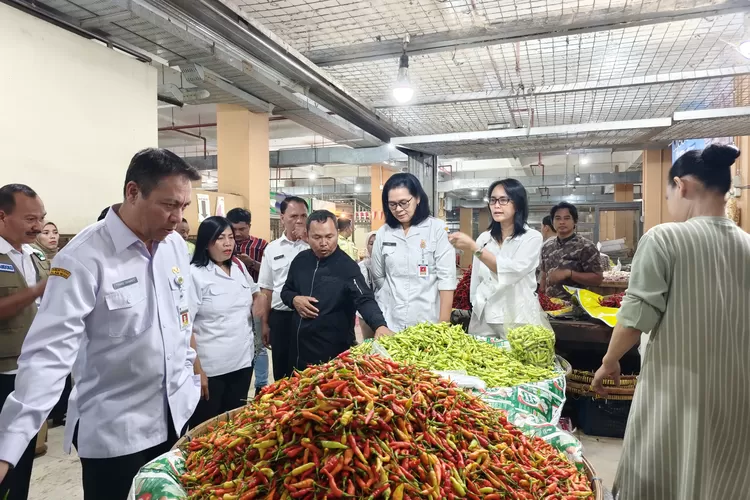 BI Jateng menggencarkan Operasi Pasar Cabai untuk menekan inflasi. (BI)