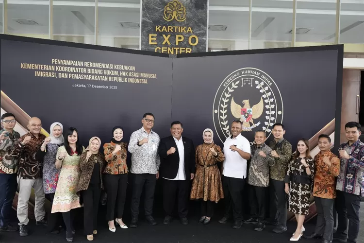 bank bjb menandatangani MoU dan PKS dengan Kemenko Kumham Imipas sebagai penguatan sinergi layanan keuangan.