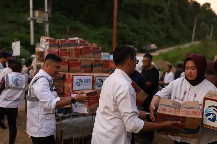 BRI salurkan bantuan bencana melalui 40 aksi darurat dan 5 posko, menjangkau lebih dari 70.550 masyarakat terdampak.