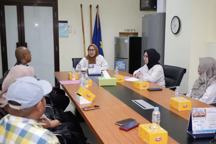 Wakil Rektor I Universitas Semarang, Prof. Dr. Ir. Haslina, M.Si menerima kunjungan Fakultas Hukum Universitas Khairun (Unkhair) Ternate.