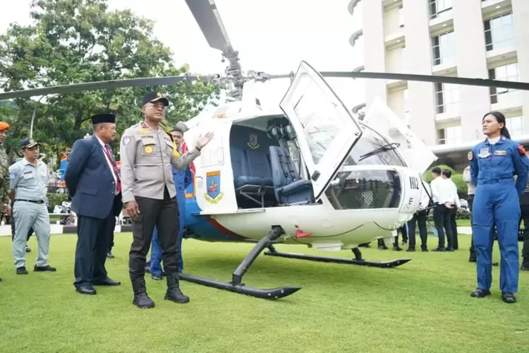 Wakapolda Jateng Brigjen Pol Latif Usman saat gelar pasukan Operasi Lilin Candi 2025.  (Humas Polda Jateng)