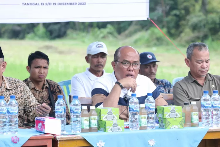 Masyarakat Nagari Labuah Gunuang Kadukan Saluran Irigasi Rusak Kepada Ketua Dprd Sumbar Cakrawala