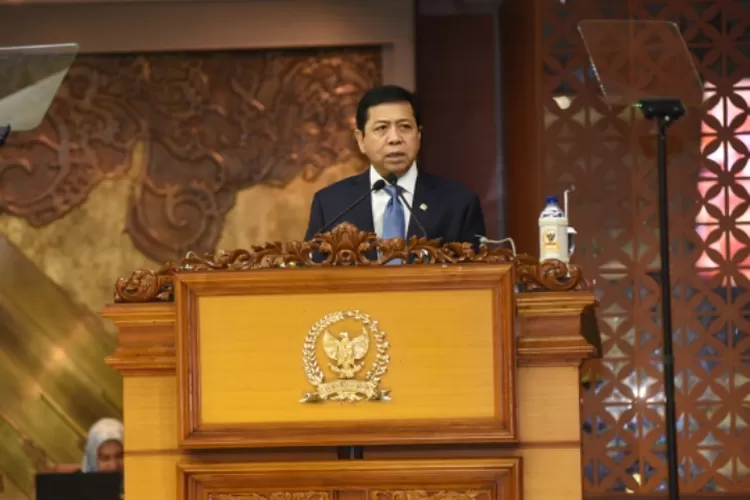 Potret Setya Novanto saat Rapat Paripurna DPR RI tahun 2017. (Instagram/s.novanto/cakrawala.co)