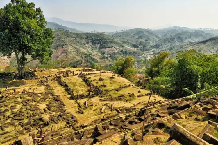 Arkeolog Temukan Bukti Jawab Klaim Piramida Tertua Gunung Padang, Buka ...