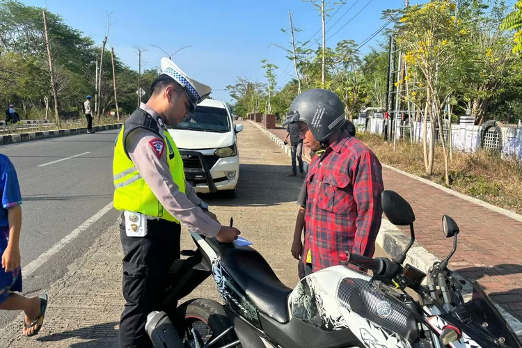 Berikut informasi apakah ada atau tidak Operasi Zebra pada Sabtu, 22 November 2025 dan Minggu, 23 November 2025. (Dok: Humas Polres Mabar )