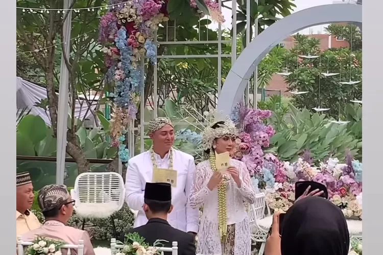 Lepas Status Janda, Anggita Sari Resmi Menikah dengan Rindra Pramadyo
