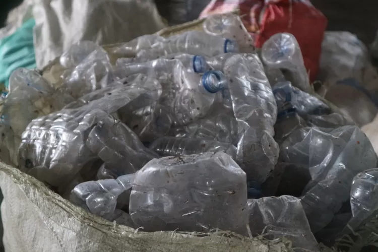 Ilustrasi - DPRD Kota Bekasi targetkan bank sampah di setiap RW. (Foto: Dok. Kemenlh)