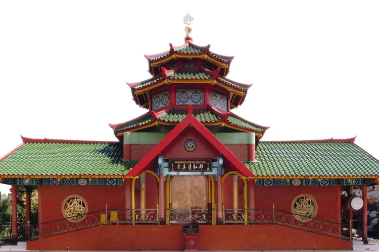 Potret Masjid Cheng Ho Surabaya (pergiyuk.com)