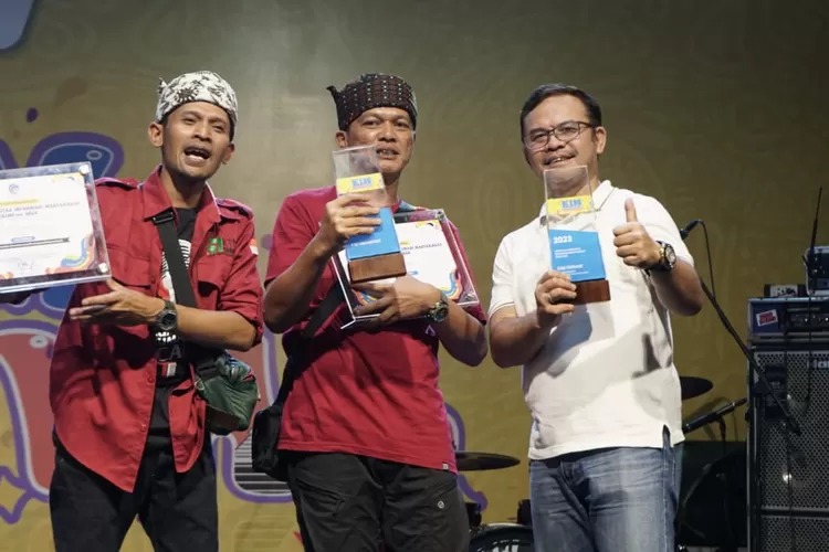 Keren! KIM Cerdas Tarumajaya Kabupaten Bandung Sabet Dua Penghargaan Bergengsi di KIM Festival 2023