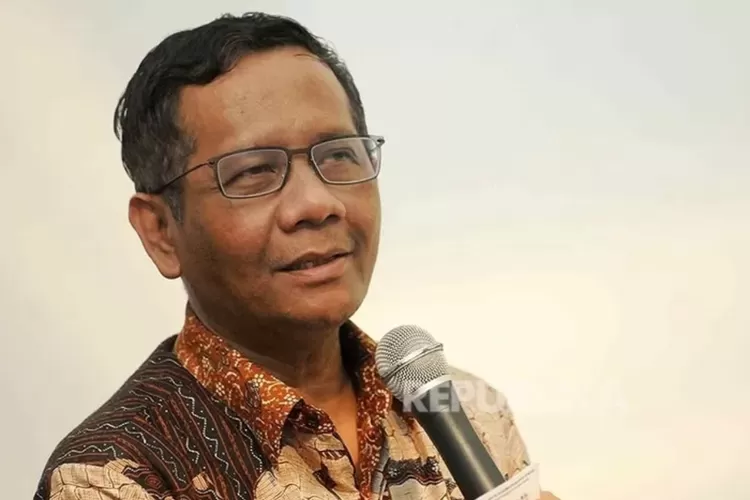 Anwar Usman Resmi Dicopot sebagai Ketua MK, Mahfud MD: Secara Moral dan Etik Terserah Dia Mau Mundur atau Gak