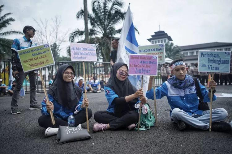 Dua Daerah Jabar Ini Rekomendasikan Kenaikan UMK 2024 Sesuai Tuntutan ...