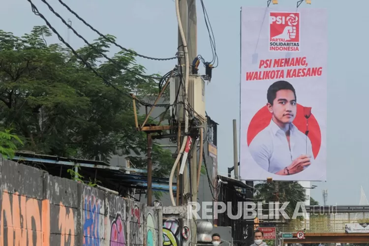 Bantahan Polda Jabar Soal Dugaan Anggota Polisi Pasang Spanduk PSI