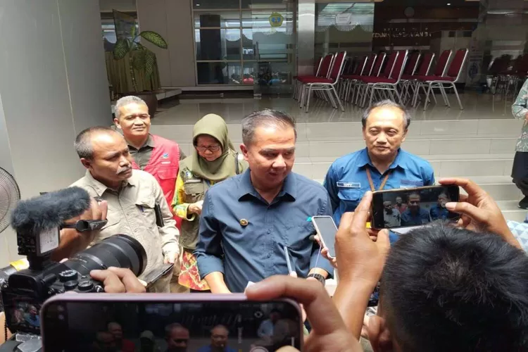 Pj Gubernur Jabar Bey Machmudin Keukeuh Tak Akan Ubah Umk Meski Ditolak Kalangan Buruh