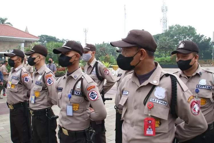 Resmi Diteken Sri Mulyani! Segini Gaji Tenaga Honorer Satpam Di Seluruh ...