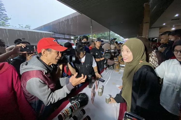 Istri Ganjar Pranowo Temui Ibu Ibu Pelaku Umkm Di Bandung Barat Ajak