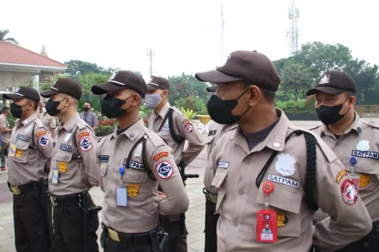 Besaran Gaji Honorer Satpam di Jawa Barat Dinaikkan Sri Mulyani, Tembus Rp3,7 Juta per Bulan