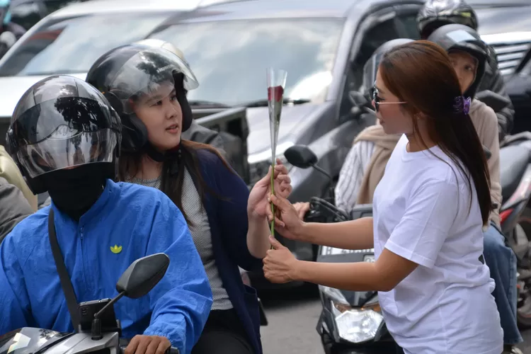 Berikan Kontribusi Langsung, TPN Ganjar Mahfud Gelar Posko Simpatik 3 Selama Libur Nataru