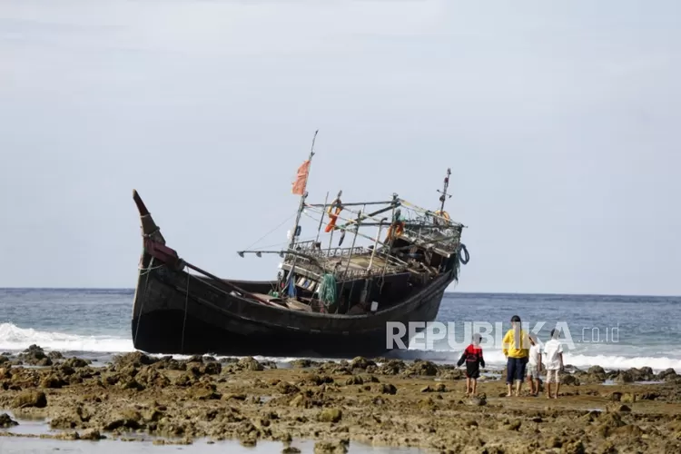 Rohingya Di Deli Serdang Pindah Ke Pulau Kosong, Tuntutan UNHCR ...