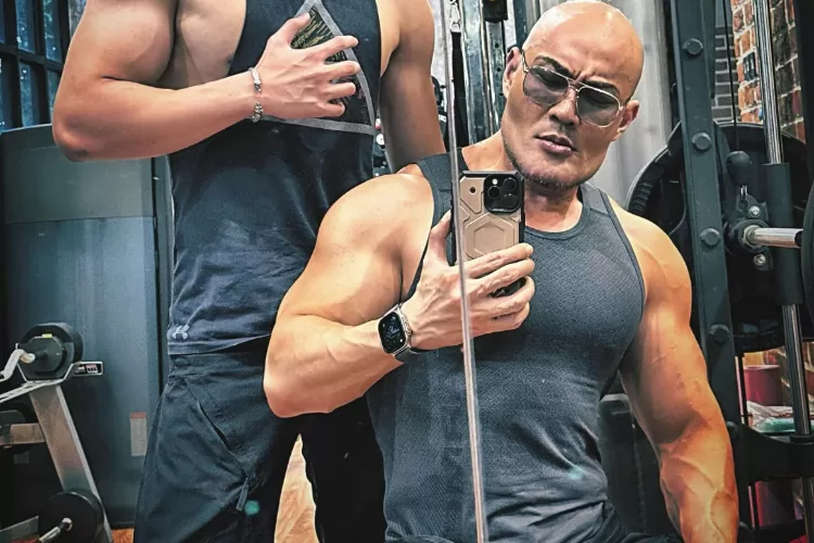 Viral Kelakuan Memalukan Orang Korea Nonton GDA 2024 di Jakarta, Deddy Corbuzier: Kim Jong Un Please Do Your Magic