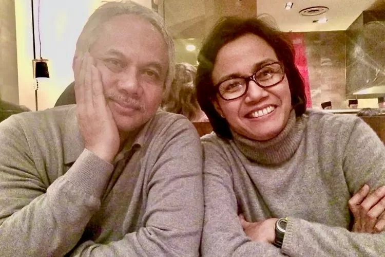 Siapa Suami Sri Mulyani Inilah Biodata Dan Agama Tonny Sumartono Resmi Menikah Pada Tahun