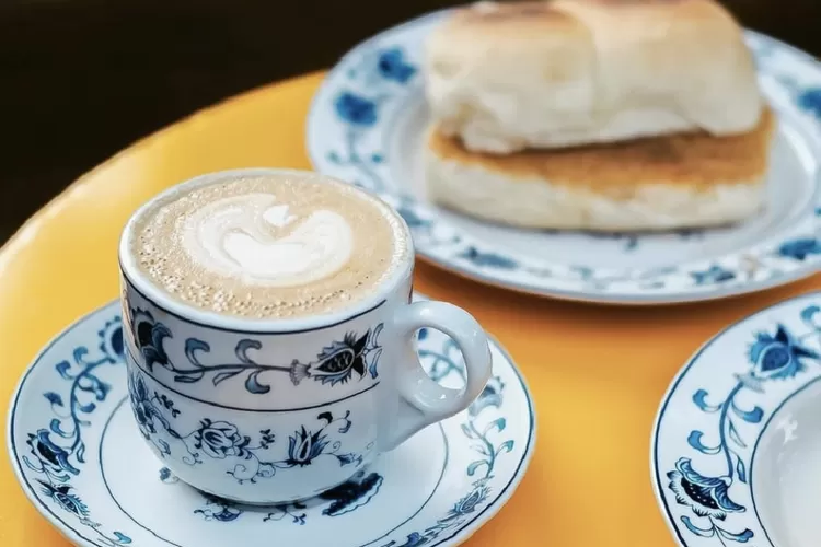 Tempat Sarapan Affordable Bergaya Kopitiam Di Bandung Selesai Olahraga Wajib Ke Sini Ayo