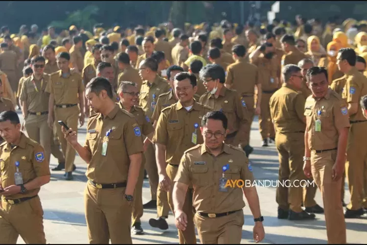 THR Dan Gaji 13 Untuk PNS, TNI, Polri, Dan Pensiunan Ikut Naik Tahun ...