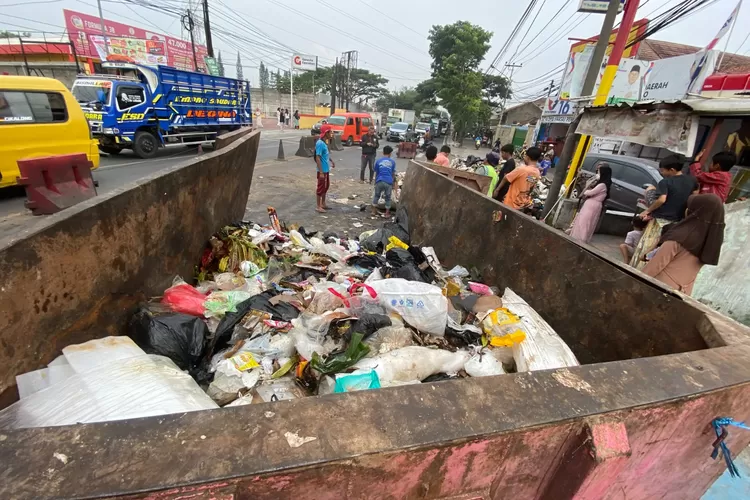 Jaga Kebersihan Selama Lebaran, Ratusan Truk Sampah Disiagakan di Kota Bogor