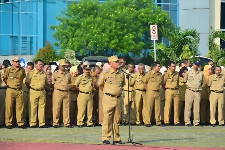 Maaf, PNS 2 Kategori Ini Tidak akan Terima Gaji ke-13 yang Paling Cepat Dibayarkan pada Bulan Ini